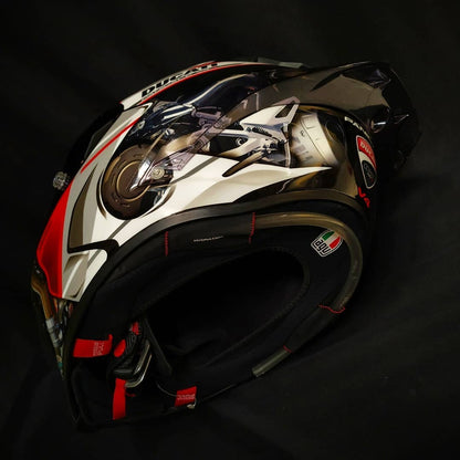 Panigale V4 “CorseLine Tricolore” — Custom AGV Pista GP RR